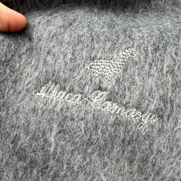 Alpaca Camargo Womens Scarf Classic Cozy Casual Fringe Hem Travel Stitched Logo - Picture 5 of 6